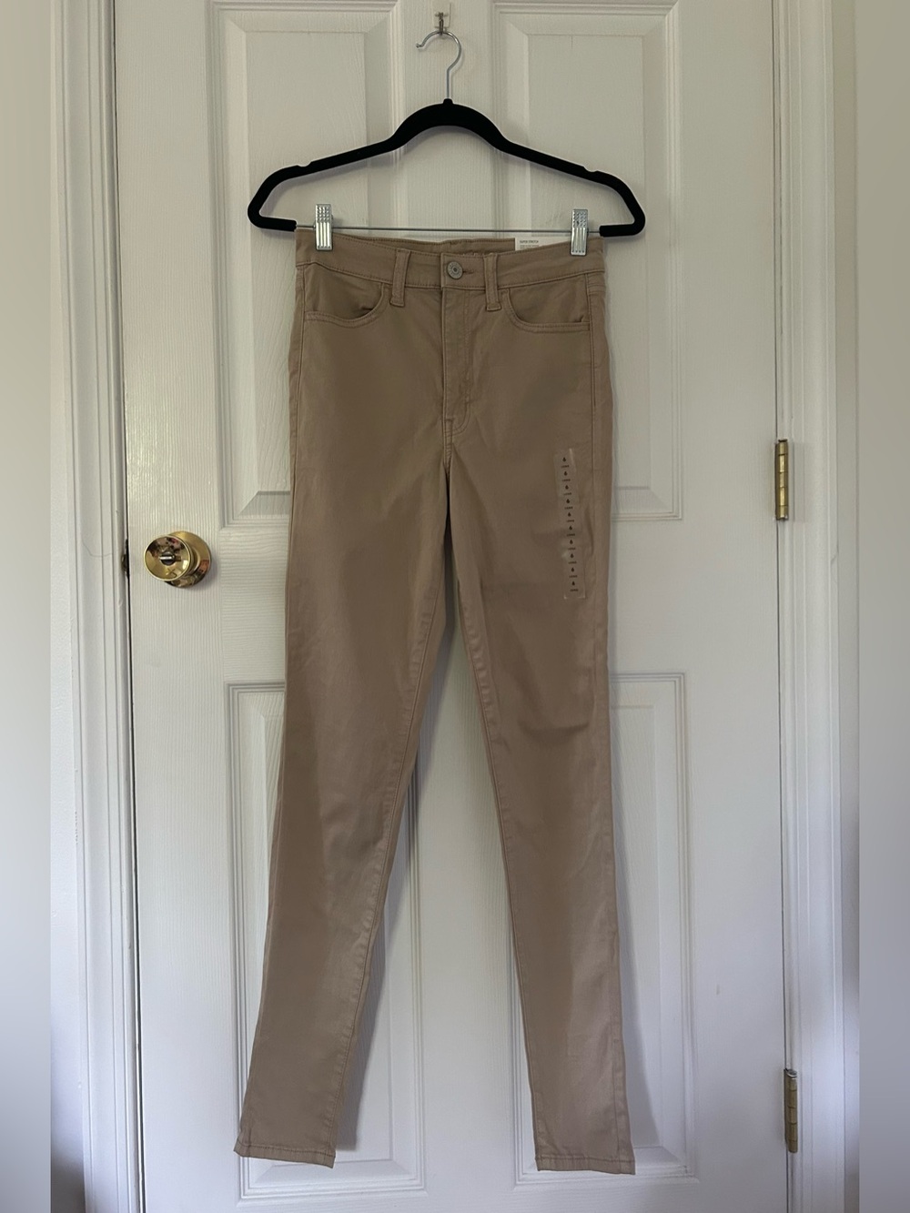 NWT American Eagle Super Hi-Rise Jegging Khaki 6 Long